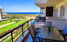 Relaxing Beachfront Apartment